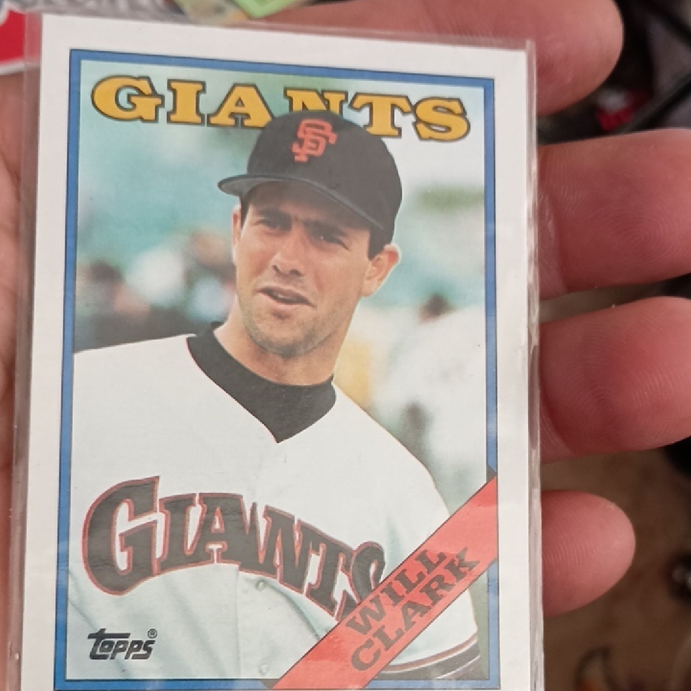 Topps Giants Baseball Card - Blue and Red